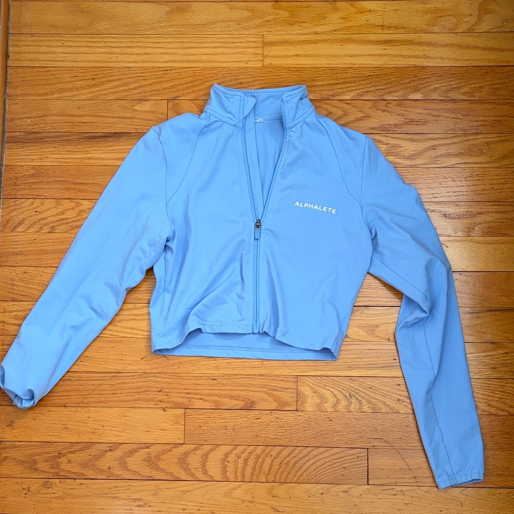Alphalete Cropped Zip-Up Jacket